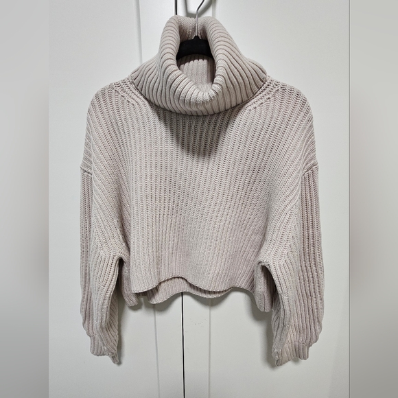 Aritzia Babaton Guell Sweater - Picture 1 of 5